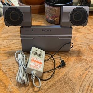 Vintage Sony Portable Speaker System SRS-T77